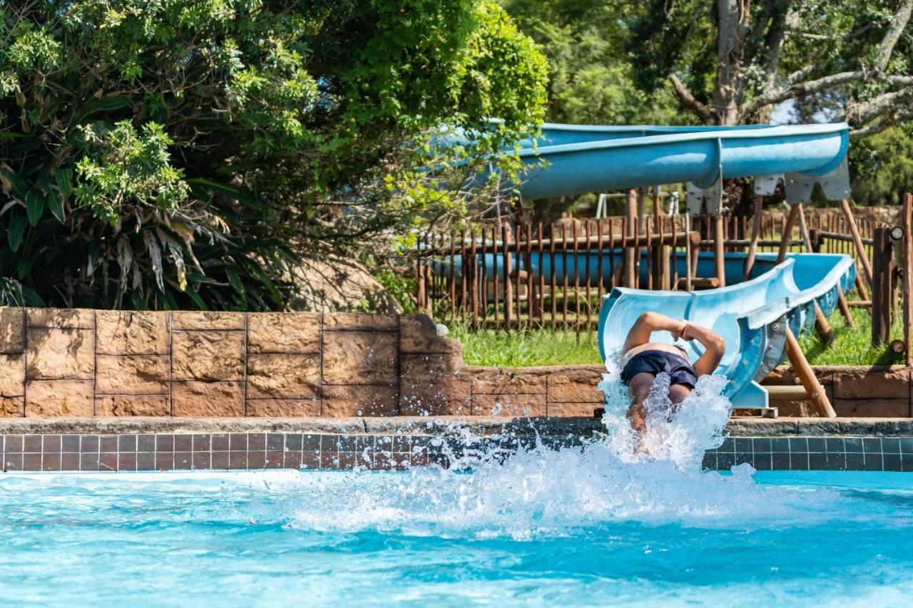 Gooderson Leisure Natal Spa Self Catering And Timeshare Resort Paulpietersburg Екстериор снимка